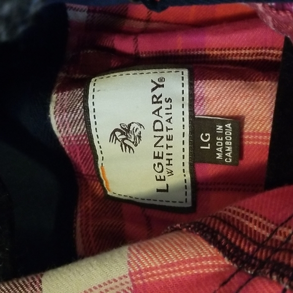 Legendary Whitetails Flannel Jacket - Picture 3 of 5